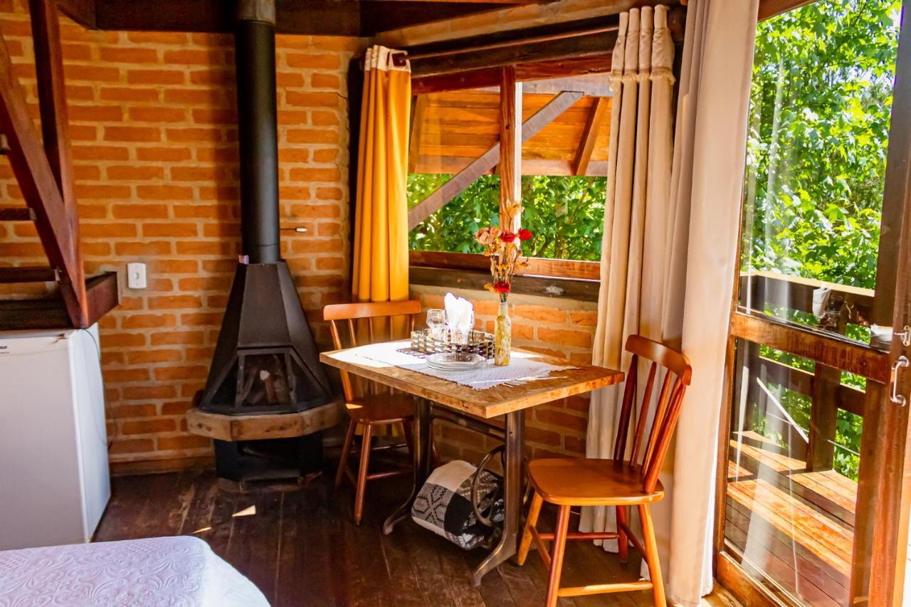 Santo Antônio do Pinhal 查勒索尔纳森特旅馆酒店 外观 照片