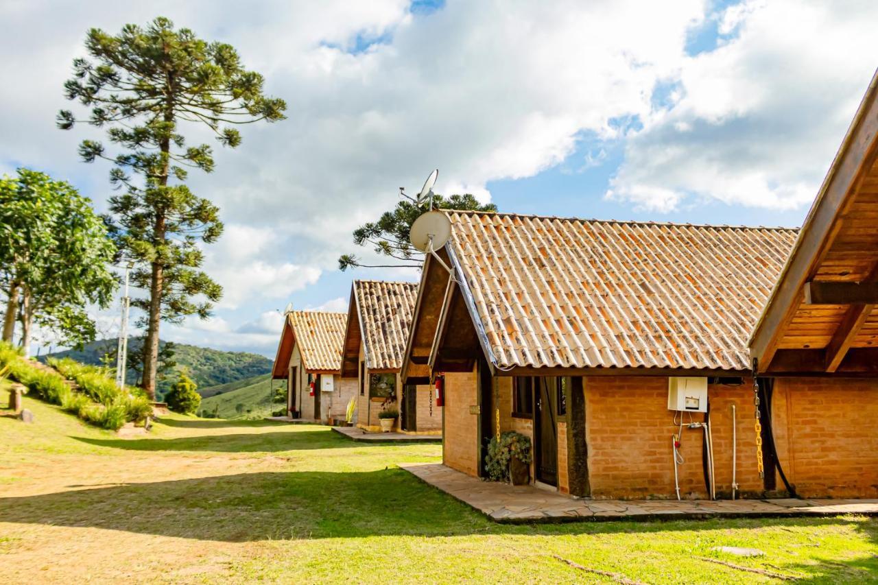Santo Antônio do Pinhal 查勒索尔纳森特旅馆酒店 外观 照片